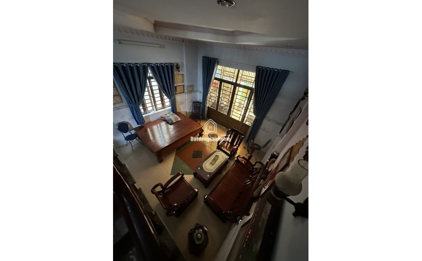 Bán nhà  đường Số 1, Thủ Đức, TP HCM. DT 115m2, 3 tầng, 5PN, SH, 9.3 tỷ. LH: 0933125879